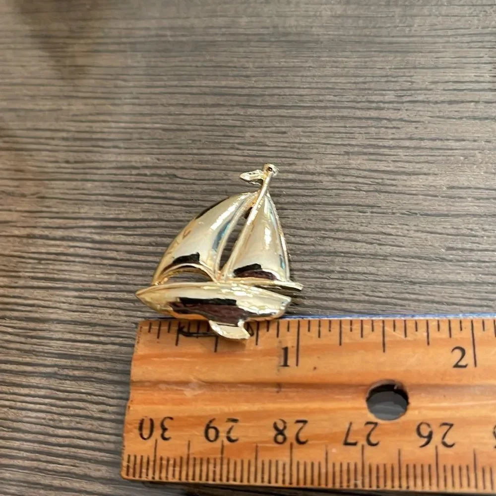 Vintage Gold-tone Sailboat Pin - Nautical Theme Brooch